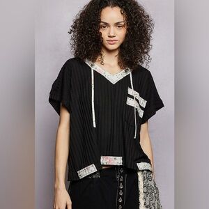 POL Short Sleeve Hooded Top with Back-Open Detail